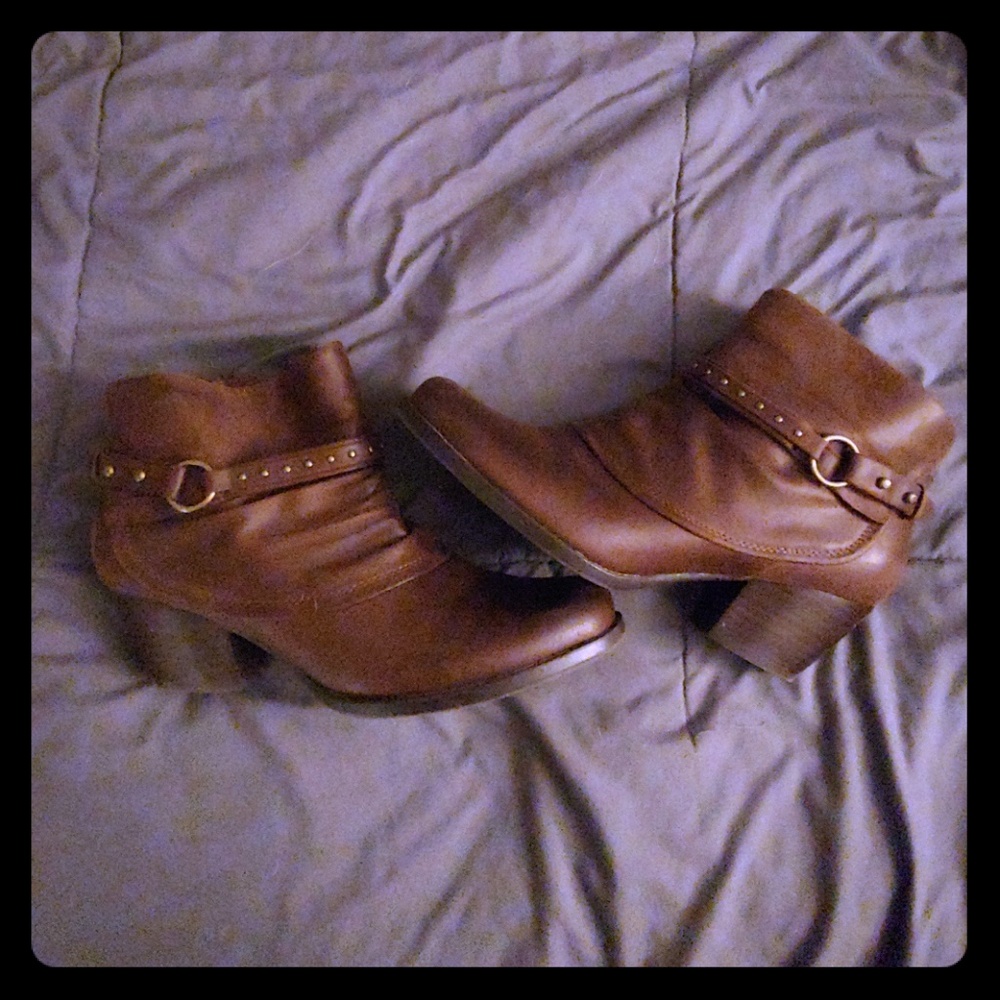 Ankle booties ❤